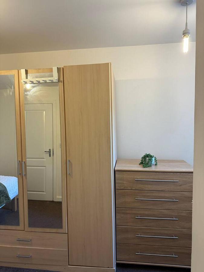 New Build 2 Bedroom With 2 Bath In London Eksteriør bilde